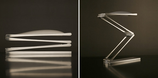 Chain Desk Lamp: Bright and Compact