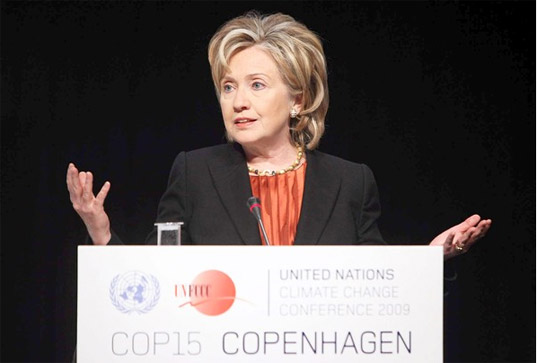 Hillary Clinton Announces US Ready to Join $100 Billion Finance Deal
