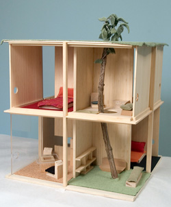 THE GREEN DOLLHOUSE PROJECT