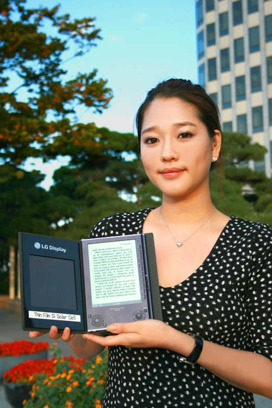 LG Unveils Solar Powered E-Book Reader