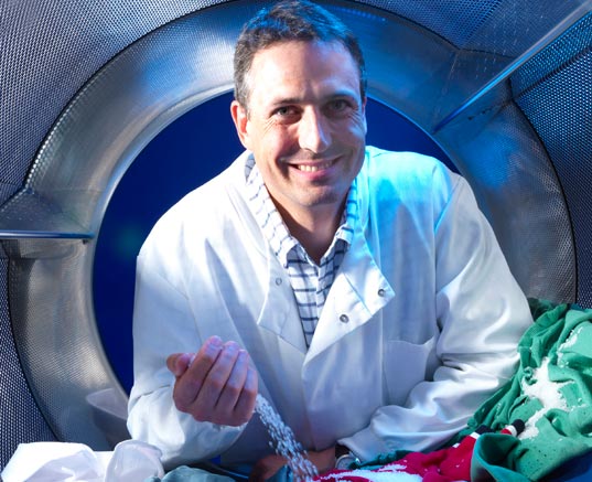 Virtually Waterless Washing Machine Cuts Water Use by 90%