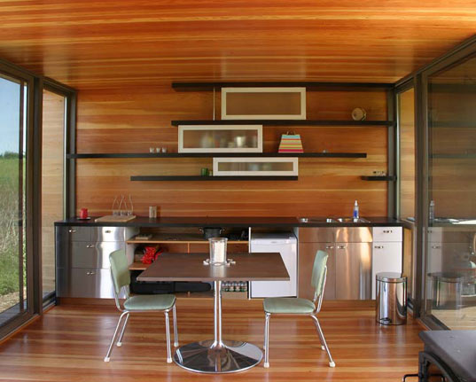 PREFAB FRIDAY: WeeHouse