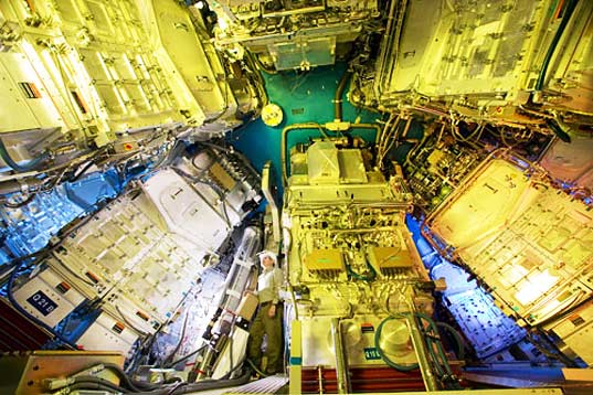 national ignition facility, fussion energy, nuclear fussion energy, star power, fussion energy, world's largest laser, fussion power california, 192 lasers