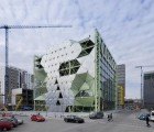 An Inflatable Building in Barcelona Provides A New Kind of Insulation