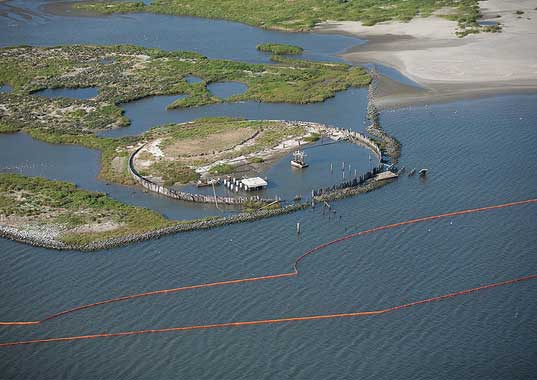 louisiana, bobby jindal, fake islands, creating islands, bp, deepwater horizon, gulf coast, oil spill, oil slick, solutions