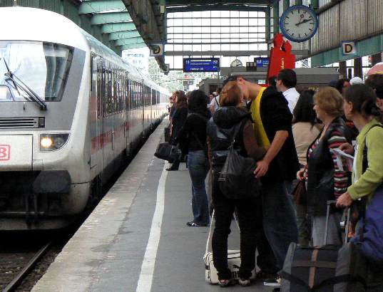 high speed rail, high speed trains, romance, green transportation, eco romance, green design