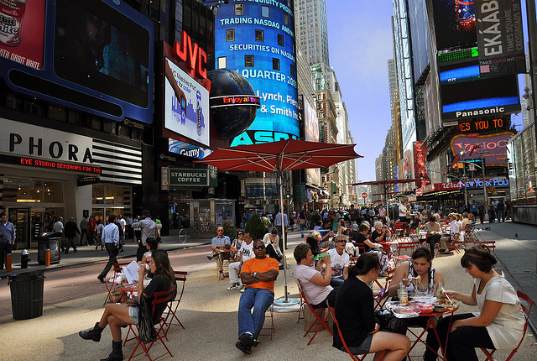 Times square, times square redevelopment project, pedestrian friendly, car free zone, public plaza