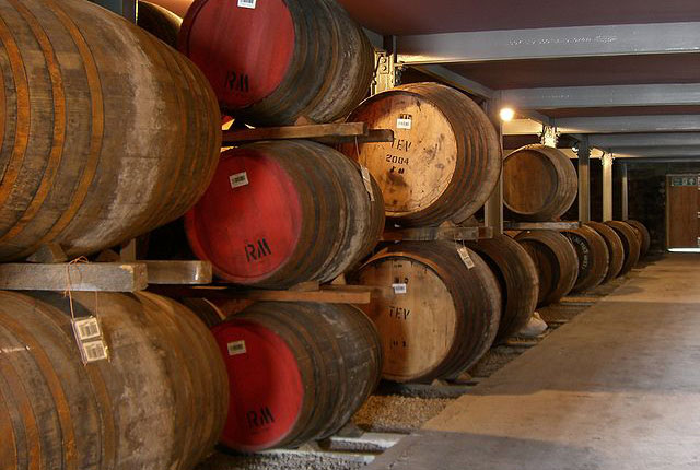 Scottish researchers turn whiskey into fuel biofuel, what can you make biofuel out of, how is biofuel made, what is biofuel, what can be used for biofuel, alternative to gasoline, alternative to fossil fuel, fossil fuel alternative, scottish whiskey, scottish researcher