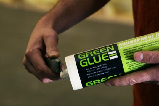 Compound-2.jpg green glue, noiseproofing, sound proofing, green products, building supplies, eco friend glue, sound proofing, noise proofing