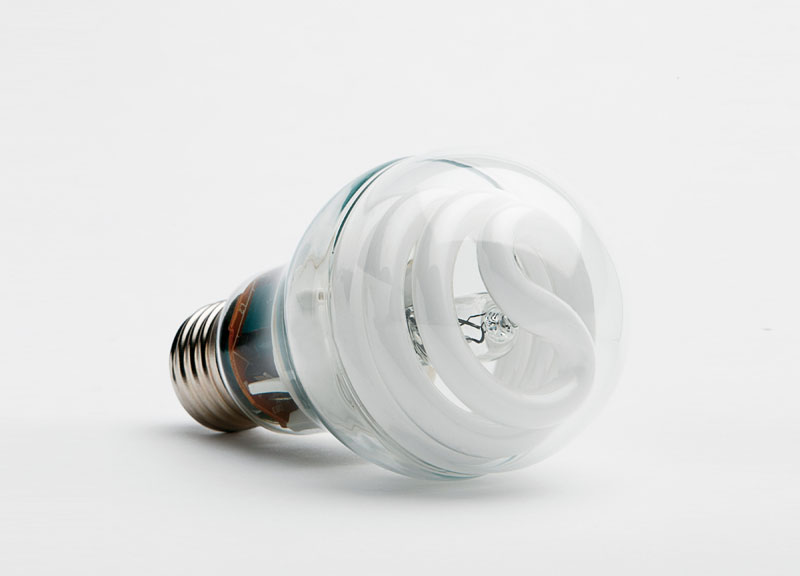 Ge hybrid hallogen lead Ge, ge bulb, ge hybrid light bulb, energy efficient lighting, energy efficient bulbs, GE Reveal, GE Energy Smart Soft White, hybrid halogen-CFL bulb, green light bulbs, sustainable lighting, cfl bulbs, compact=