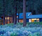 Lake Tahoe House Takes Little Away from the Environment