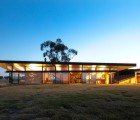Modern Renovation of an 1850′s Australian Farm House