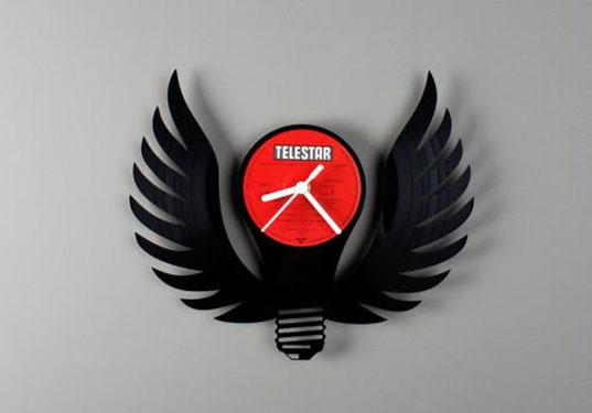 wall clocks, recycled wall clocks, recycled records, recycled vinyl records, green wall clocks, handmade clocks, reto clocks, recycled materials, recycled designs