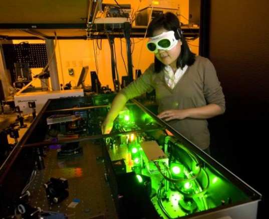 ExhaustEngine thermoelectric generator, purdue university exhaust engine, purdue thermoelectric generator, general motors thermoelectric generator, Car Engine That Generates Electricty From Exhaust Heat,