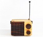 Retro Magno Radios Made From Sustainably Harvested Wood