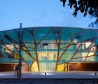 Brazilian Mopi School Has a Beautiful Branch Pattern Facade