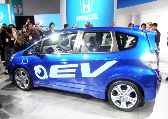 green overdrive, honda fit ev, sustainable design, green design, green transportation, gigaom, ev test drive video, alternative transportation