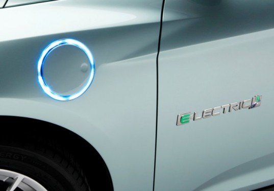 consumer electronics show, focus sedan, ford, electric, news, CES Las Vegas ford focus ev, ford focus ev, Alan Mulally ford focus ev, Alan Mulally ford, Alan Mulally ces las vegas, ford focus ev nissan leaf chevy volt.