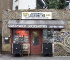Creative NY Locksmith Uses Swirly Recycled Key Art to Decorate His Storefront