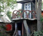 Kitengela: Off-Grid Recycled Glass Village Lights Up Kenya’s Masaai Plains