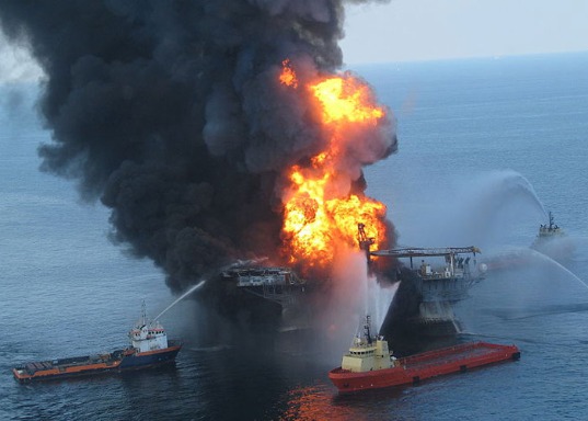 BP Execs Get 2010 Bonuses Despite Oil Spill bp oil spill, gulf oil spill, deepwater horizon, deepwater horizon explosion, bp oil clean up, bp oil