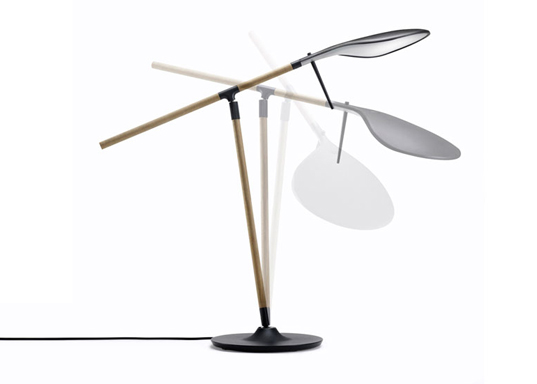 energy efficient light, Benjamin Hubert, Paddle task light, LED task lights, Italian lighting manufacturer Fabian, 2011 Milan Furniture, aluminum lamps, led lamps
