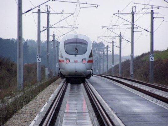 high-speed rail, ray lahood, florida high speed rail, john mica, private funding rail, rail, transit, green transit, house committee on transportation, transportation secretary john mica, trains