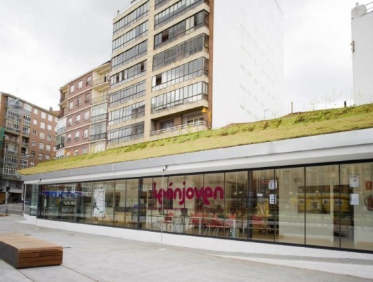 Espacio VIAS Centro Creación Jóven, estudio sic, leon, spain, green renovation, train station, youth art center