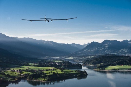 Solar Impulse, solar plane, Bertrand Piccard, green transportation, alternative transportation