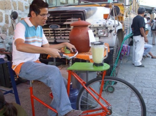 Bicimaquina, maya pedal, mayapedal, bikes, bicycle, bike power, pedal power, green transportation, green technology, clean energy, kinetic energy Bicimaquina
