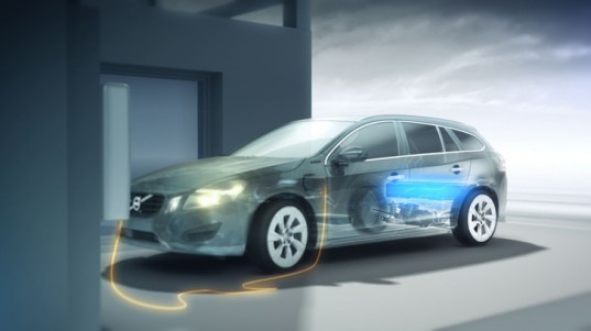 Volvo V60 Plugin Hybrid, Challenge Bibendum, Volvo hybrid test drive, Volvo V60 test drive, green transportation, alternative transportation, green automotive design, hybrid vehicle