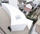 Minimalist Japanese Hair Salon Looks Like A Slice of Vanilla Bean Pie