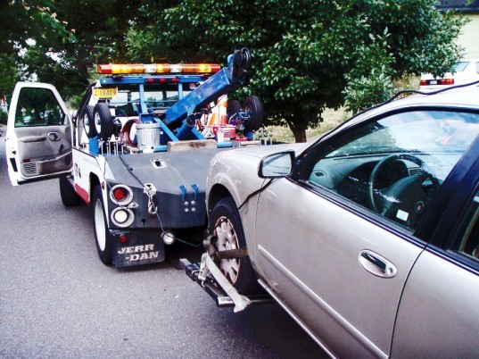 AAA to Deploy Trucks that Can Charge Stranded Electric Vehicles aaa, mobile charging unit, ev mobile charging unit, ev charging unit, ev battery, when your ev battery runs out, electric vehicle charging unit, electric vehicle charging station, electric car charging unit, electric car charging station, mobile electric car charger, aaa mobile charging unit