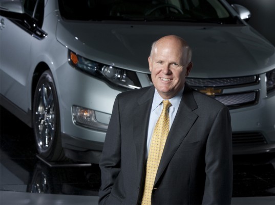 GM Ceo, tax hike, gm ceo calls for tax hike, gm ceo one dollar a gallon, gm ceo gasoline increase, dan akerson, akerson tax hike, akerson gas increase, akerson gas pricing, akerson fuel efficiency