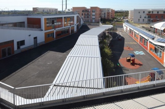Agence Nicolas Michelin & Associés, green design, School roof playground, Solar power, Maison de l’enfance Créteil, green roof, green school, eco school, urban school design, French green school,