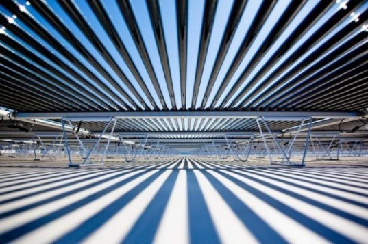 tube solar electric, largest solar array in Washington,Solyndra solar, Quest Stadium solar, solar array Seattle, Seahawks solar, sounders solar,