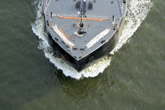 commercial shipping, global shipping emissions, university of melbourne, king abdulla university, The Leidenfrost Effect, heating metal