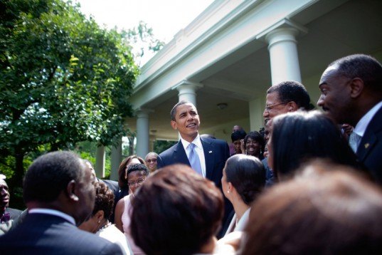 President Obama Announces 54.5 MPG Average Fleet Goal for All US Automakers obama administration, average fleet goal, average fleet mpg, mpg standards, fuel efficiency standards, fuel efficiency program, fuel efficiency regulations, gas regulations, fuel regulations, fuel efficiency policy, green transportation, renewable energy