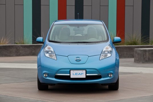 Nissan Hikes Leaf Price Tag $2,400 in 2012 nissan leaf price jump, nissan leaf price, cost of nissan leaf, nissan leaf, electric car, electric vehicle, cost of an electric vehicle, electric vehicle subsidy