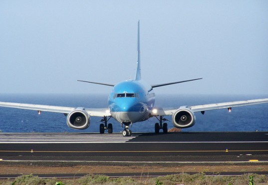 thomson airways cooking oil, biofuels plane, cooking oil biofuels, thomson airways biofuel, tui travel biofuels, thomson airways uk airlines, uk airlines biofuels, biofuels cooking oil