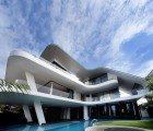 Gorgeous Green-Roofed Ninety7 Home Sits Atop Singapore’s Siglap Hill