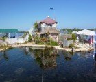 Joysxee is a Real Eco-Paradise Island That Floats Atop Garbage!