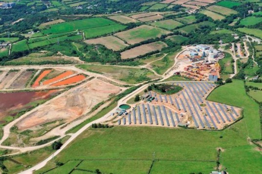 wheal jane solar farm 537x357 Deserted UK Tin Mine Transformed into 1.4MW Solar Power Plant