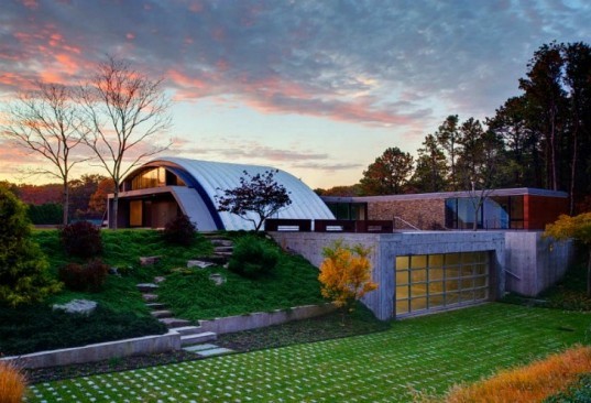 Arc House by MB Architecture Arc House by MB Architecture, mb architecture, underground home, green design, arced roof, airplane hangar design, maziar behrooz