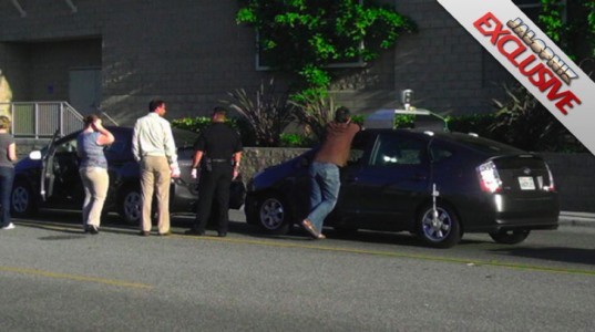 Google driverless car crash, Google Prius accident, self-driving car crash, Jalopnik Google Prius crash photo, self-driving car, driverless car, green transportation, alternative transportation