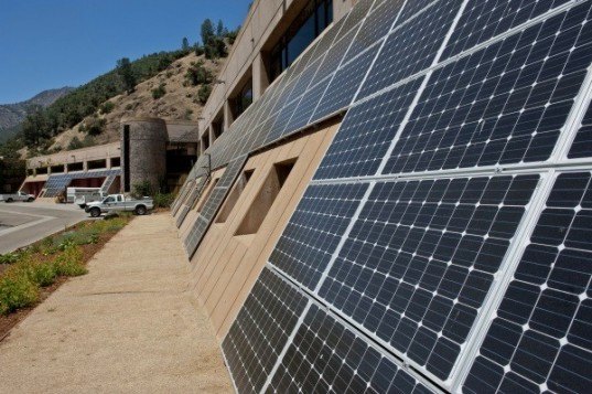 Yosemite Solar Array Yosemite Solar Array, yosemite national park, solar power, solar power yosemite, largest solar array in a national park, national park solar power, suntrek