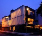 Sander Architects’ Double-Skinned Glass Townhouse Glows From Within