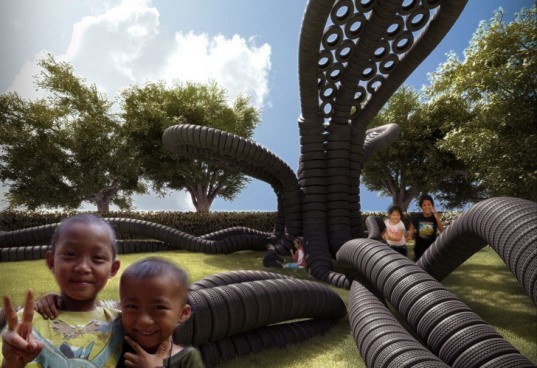 Splunter AnneMarie van Rubbertree playground green kids, green design for kids, AnneMarie van Splunter, recycled rubber, recycled playground, green playground, eco playground, recycled tires, repurposed tires, rubber tree, rubber playground, tire playground, tire tree