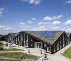SUNHOUSE: Gorgeous Green-Roofed Nursery is a Daylit Haven for Bright Young Minds