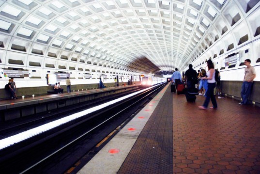 Top 10 US Cities for Mass Transit Commuting According to the 2010 Census mass transit, best public transport, best public transportation, public transportation, seattle, san francisco, Honolulu, new york, philadelphia, chicago, washington DC, boston, best mass transit cities, most efficient public transportation, most efficient mass transit, infrastructure